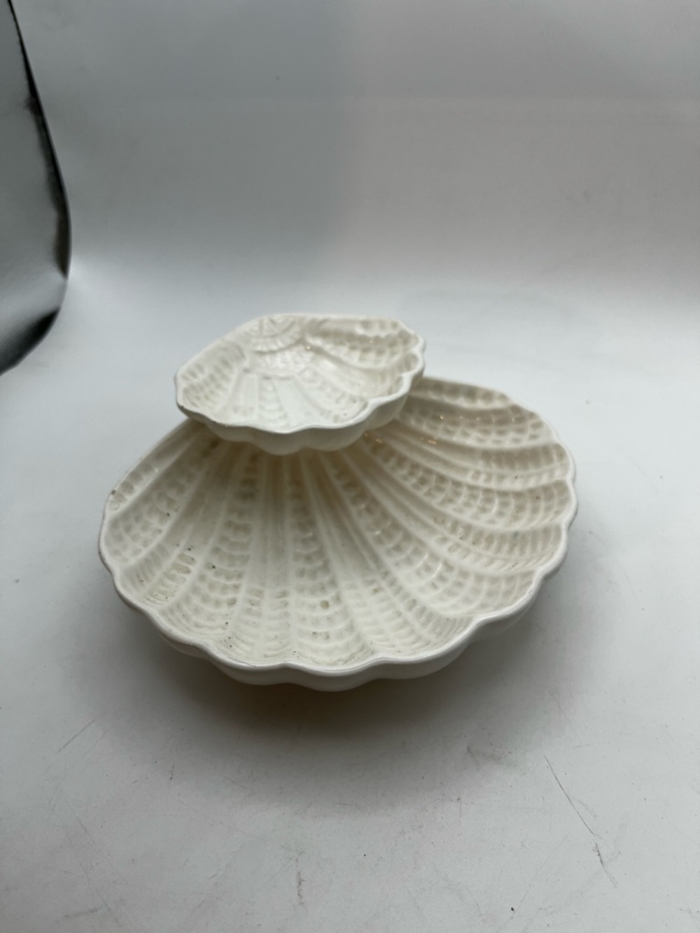 Vintage White Ceramic Shell Dish Set - Decorative Two-Tier Bowl